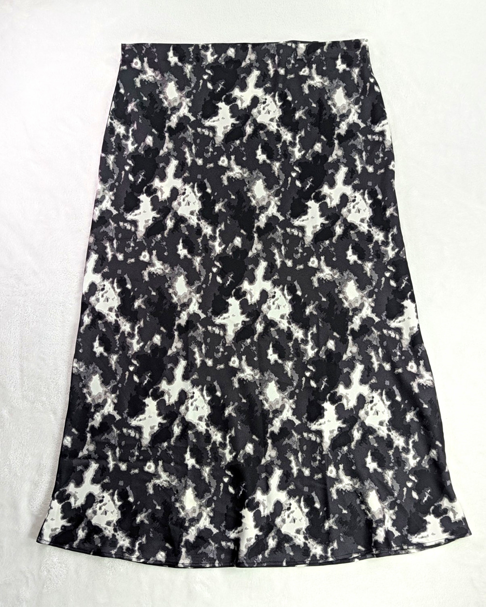 Mud Pie Anya Midi Skirt Womens Large Black White Tie Dye Satin Bias Cut Pull On